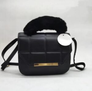 Girl’s crossbody bag